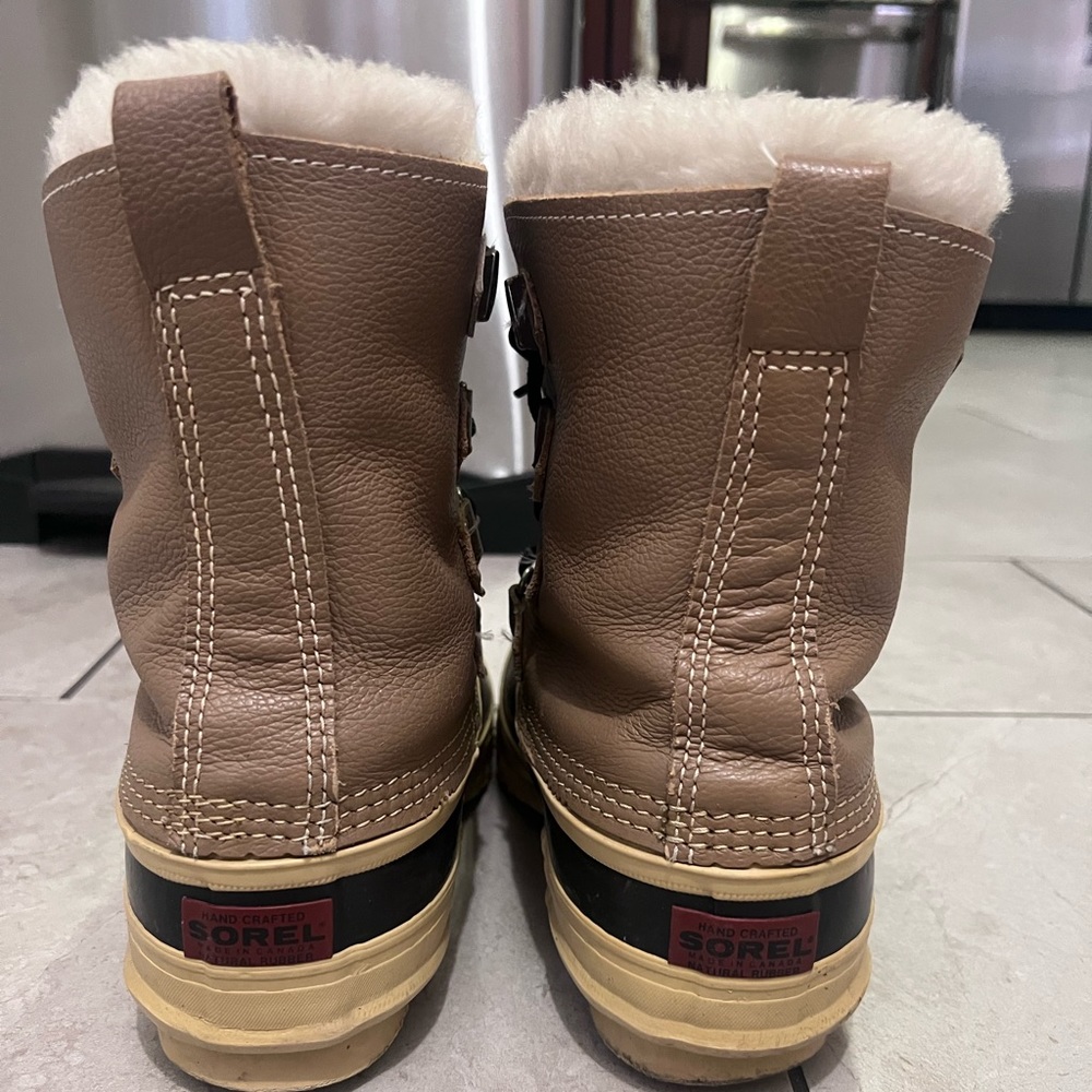 Women’s SIZE 10 SOREL BOOTS - Picture 3 of 5